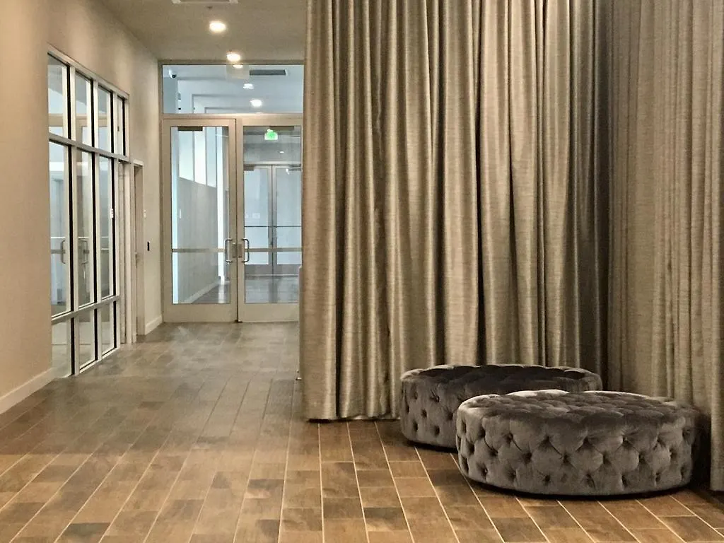 Chestnut Place Aparthotel Denver
