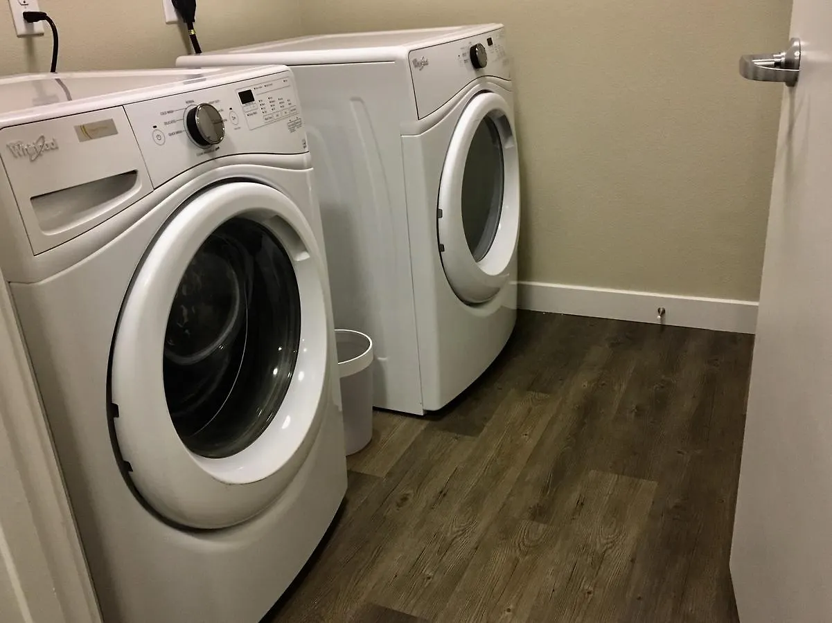 Chestnut Place Aparthotel Denver 4*,  ABD