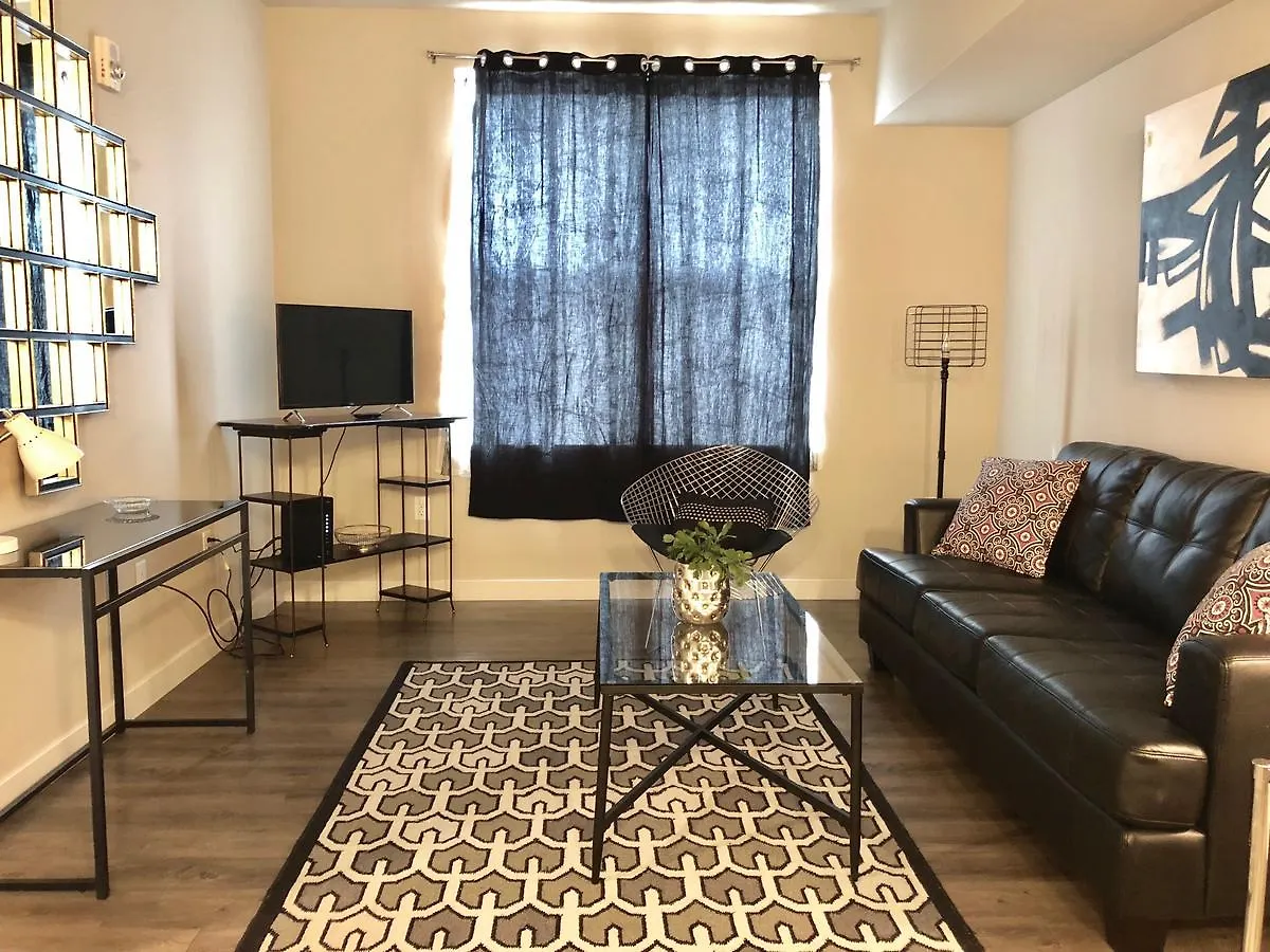 Chestnut Place Aparthotel Denver